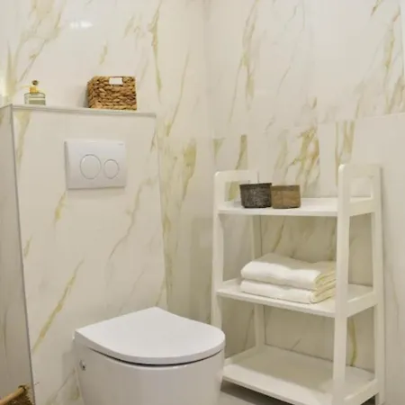 Bire Apartment *